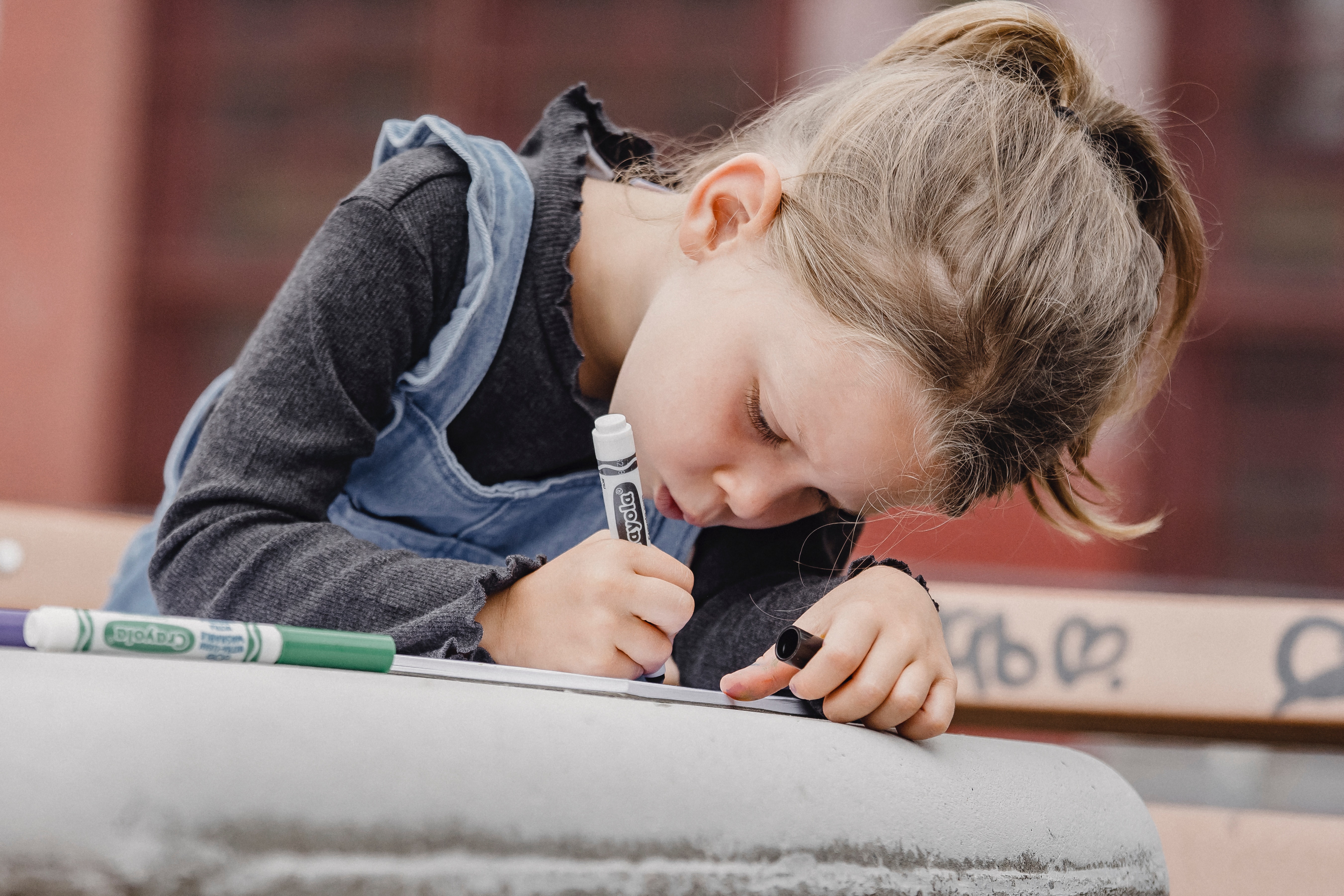  17 Activități distractive și educaționale pentru copii cu marker de puncte